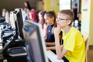 Student computers Estonia exams