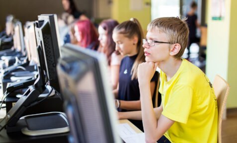 Student computers Estonia exams